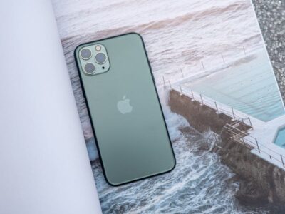 Sample Ad: Apple iPhone X Green